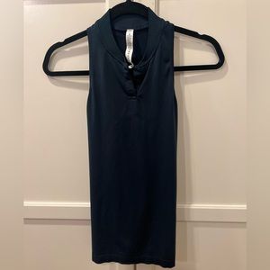 lululemon Quick-Dry Sleeveless Polo Shirt Size 4